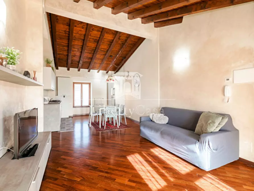 Immagine 1 di Appartamento in vendita  in Via Garibaldi a San Felice Del Benaco