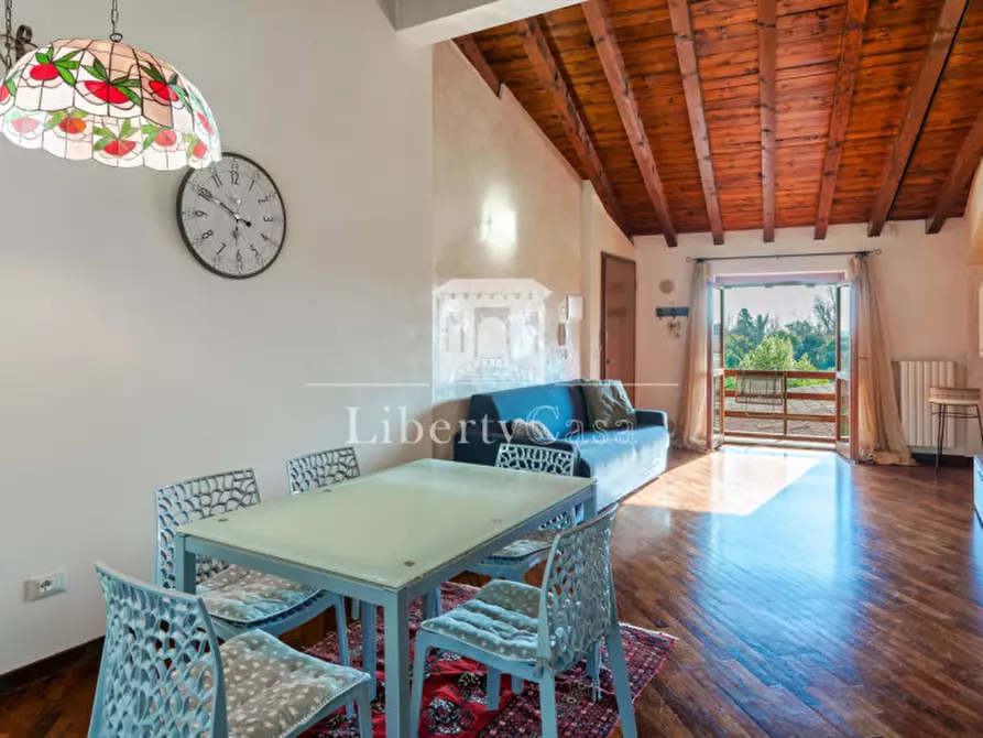 Immagine 1 di Appartamento in vendita  in Via Garibaldi a San Felice Del Benaco