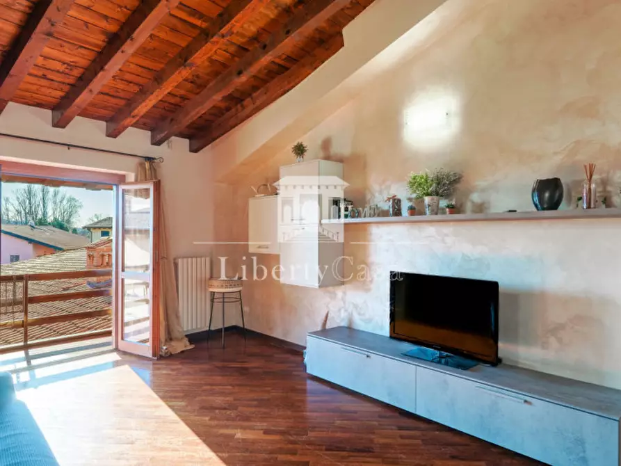 Immagine 5 di Appartamento in vendita  in Via Garibaldi a San Felice Del Benaco