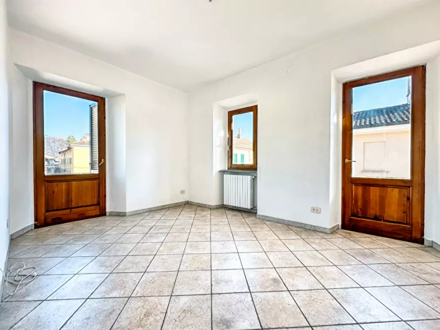 Immagine 2 di Palazzo in vendita  in Via Dante Alighieri 4 a Cavallirio