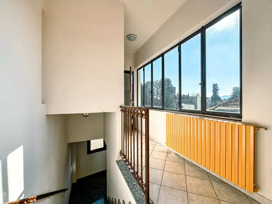 Immagine 12 di Palazzo in vendita  in Via Dante Alighieri 4 a Cavallirio