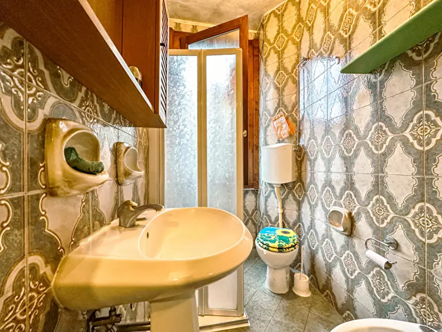 Immagine 24 di Palazzo in vendita  in Via Dante Alighieri 4 a Cavallirio