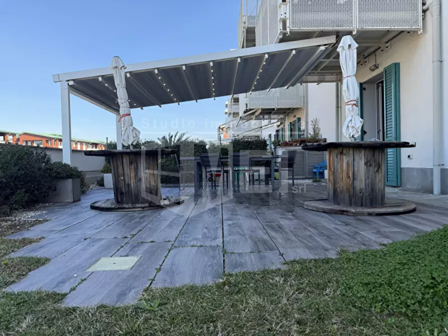 Immagine 1 di Appartamento in vendita  in Via Gaetano D'alesio a Livorno