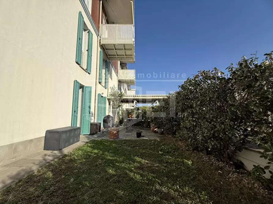 Immagine 11 di Appartamento in vendita  in Via Gaetano D'alesio a Livorno