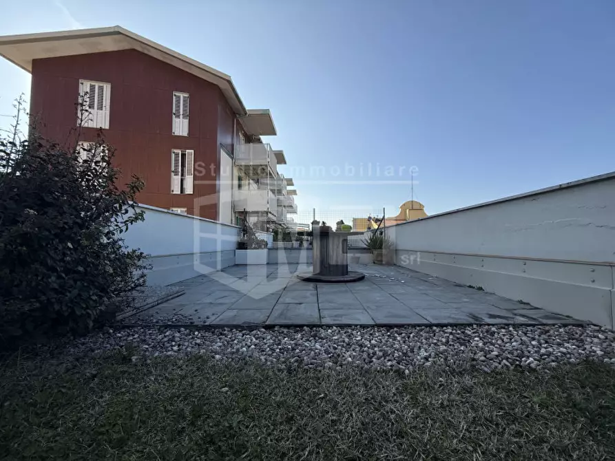 Immagine 36 di Appartamento in vendita  in Via Gaetano D'alesio a Livorno