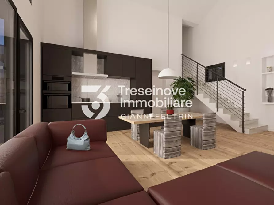 Immagine 21 di Casa trifamiliare in vendita  in Via Monsignor D'Alessi a Paese