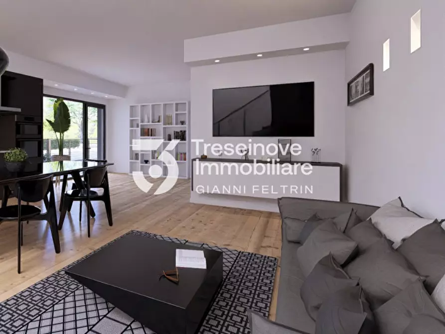 Immagine 22 di Casa trifamiliare in vendita  in Via Monsignor D'Alessi a Paese