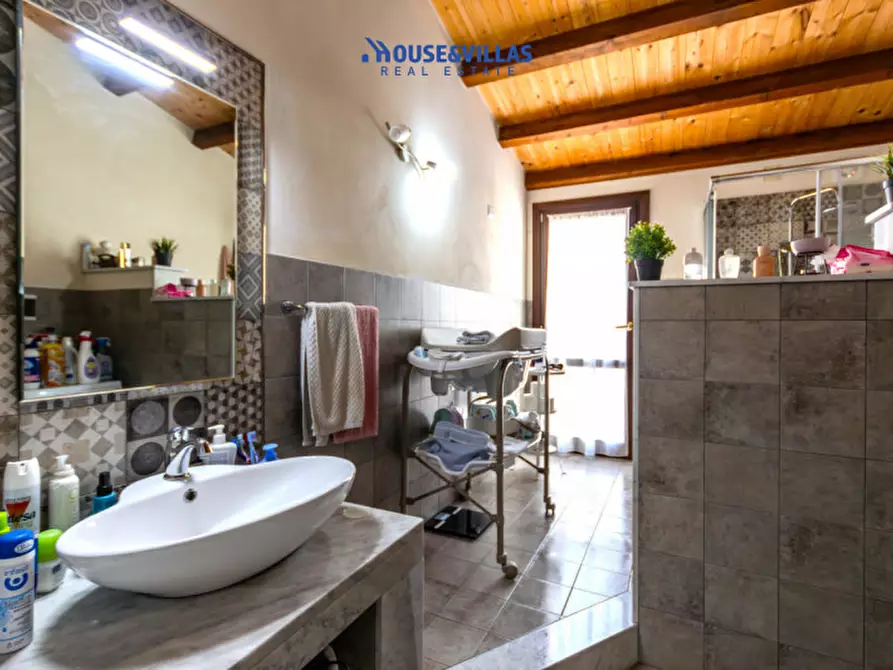 Immagine 10 di Appartamento in vendita  in Cortile Sant'Antonio Abate a Avola