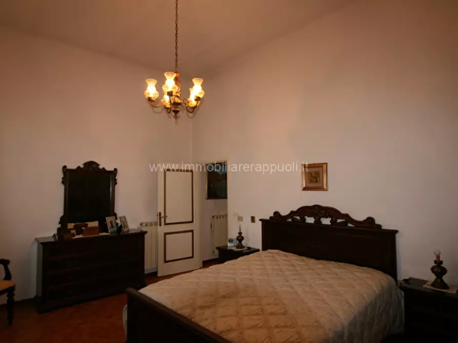 Immagine 7 di Appartamento in vendita  a Sinalunga