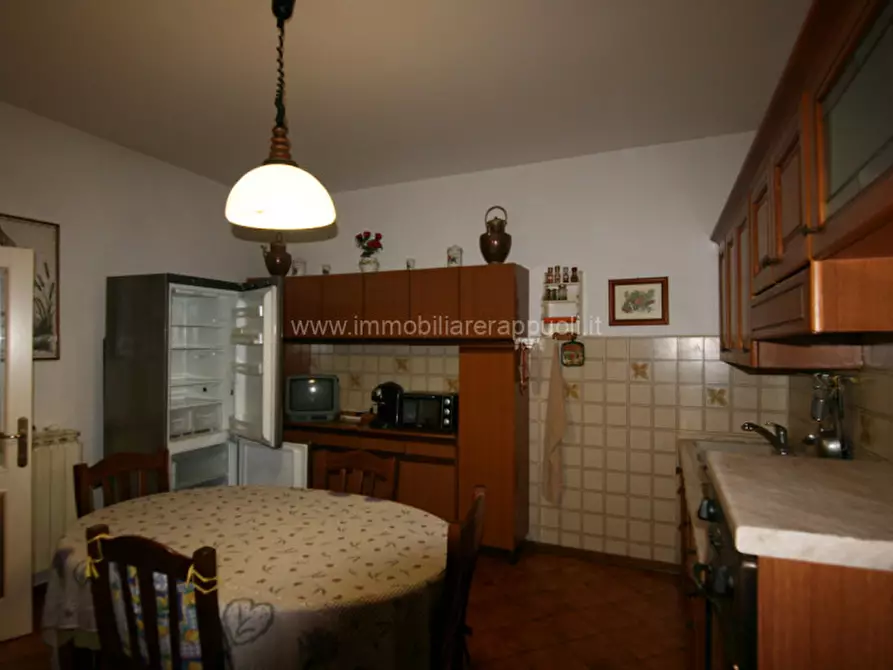 Immagine 11 di Appartamento in vendita  a Sinalunga