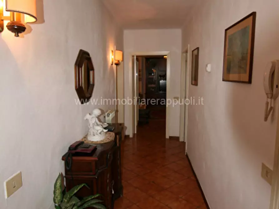 Immagine 15 di Appartamento in vendita  a Sinalunga