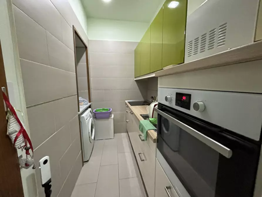 Immagine 4 di Appartamento in vendita  in Via Guglielmo Marconi a Torre Del Greco