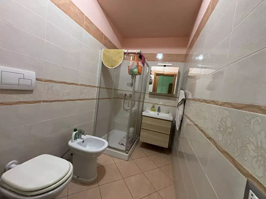 Immagine 7 di Appartamento in vendita  in Via Guglielmo Marconi a Torre Del Greco