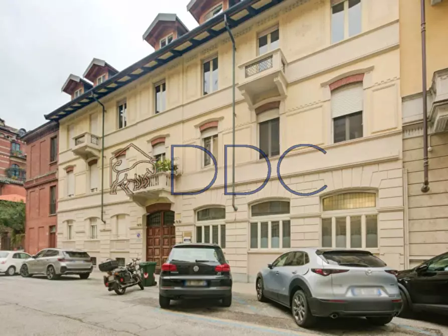 Immagine 1 di Appartamento in vendita  in via vittorio amedeo II 24 a Torino