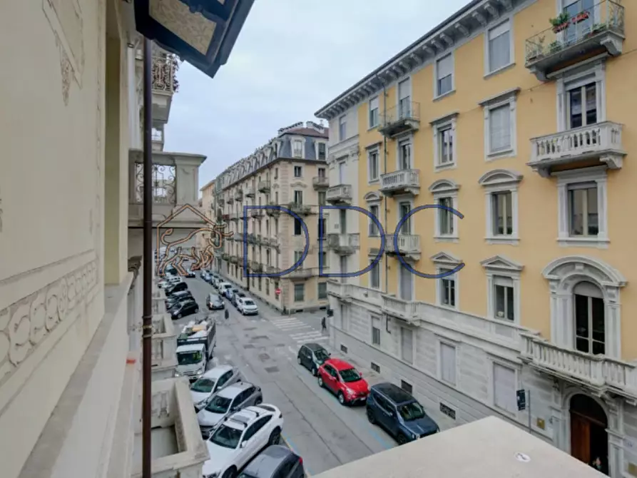 Immagine 19 di Appartamento in vendita  in via vittorio amedeo II 24 a Torino