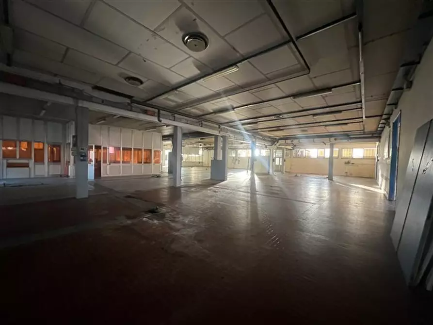 Immagine 2 di Capannone industriale in vendita  in Via Aldo Moro a Fontaniva