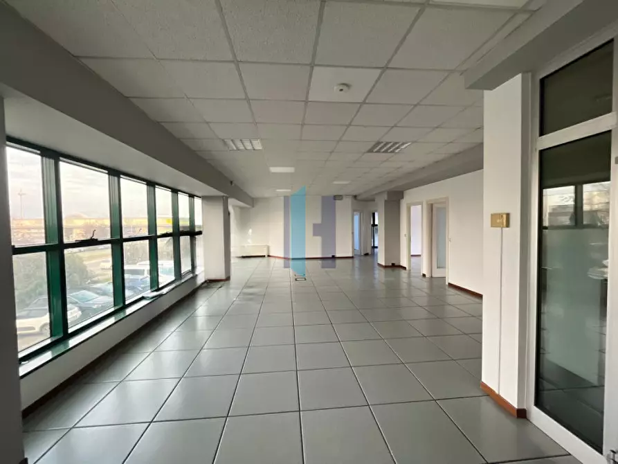 Immagine 3 di Ufficio in vendita  in via Ferri 2 a Borgosatollo