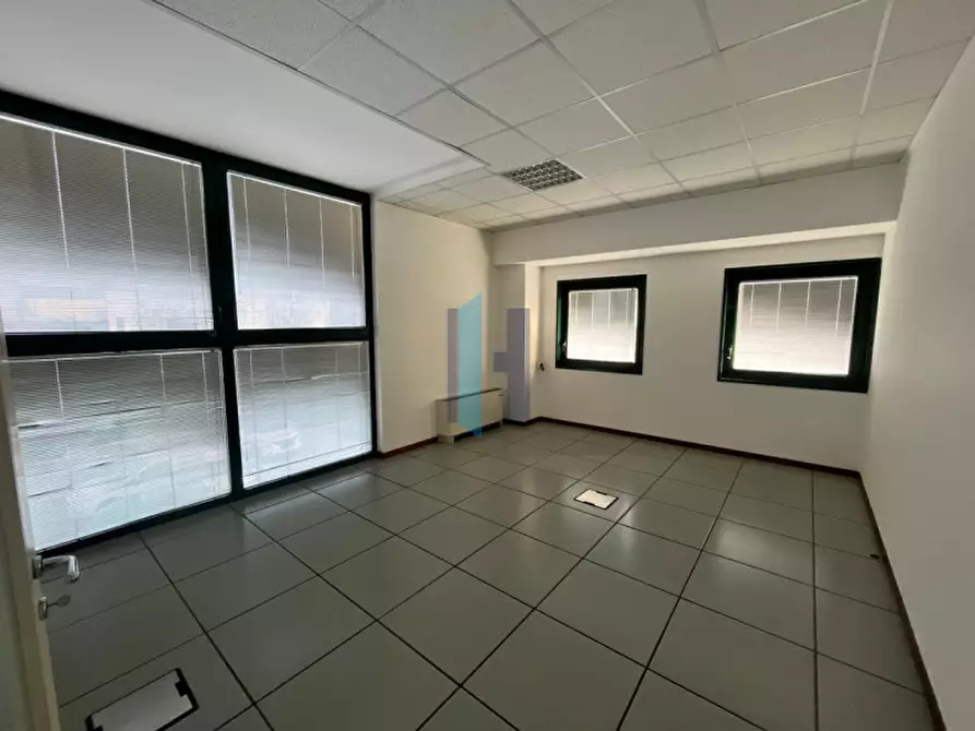 Immagine 7 di Ufficio in vendita  in via Ferri 2 a Borgosatollo