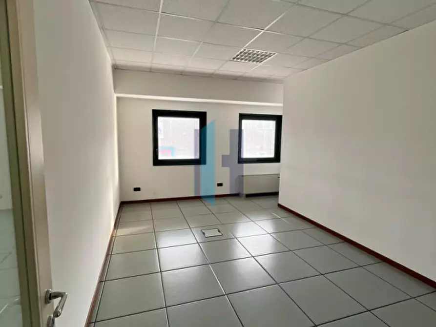 Immagine 10 di Ufficio in vendita  in via Ferri 2 a Borgosatollo