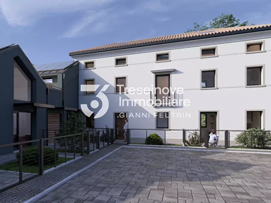 Immagine 3 di Casa bifamiliare in vendita  in Via Monsignor D'Alessi a Paese