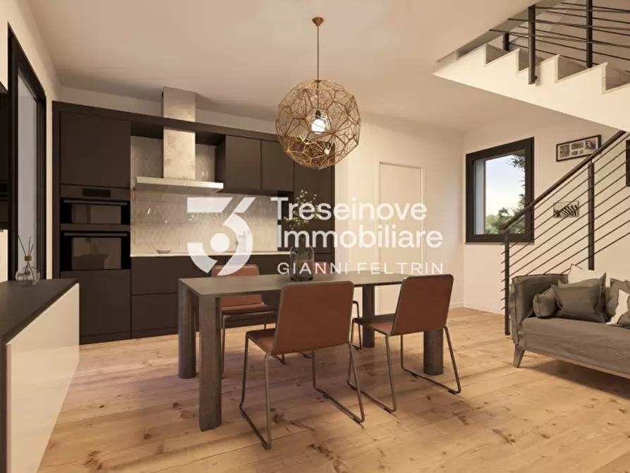 Immagine 7 di Casa bifamiliare in vendita  in Via Monsignor D'Alessi a Paese