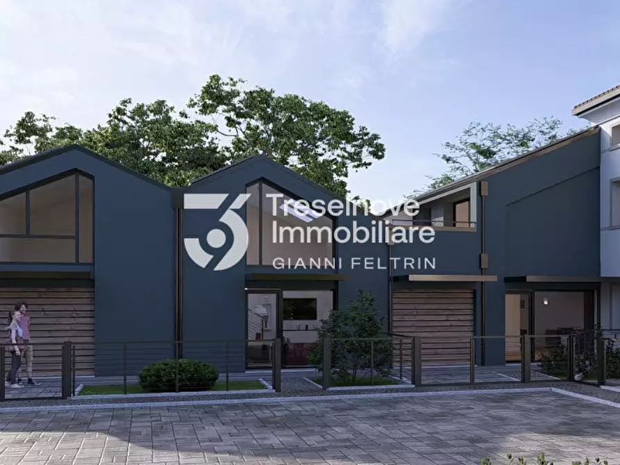 Immagine 23 di Casa bifamiliare in vendita  in Via Monsignor D'Alessi a Paese