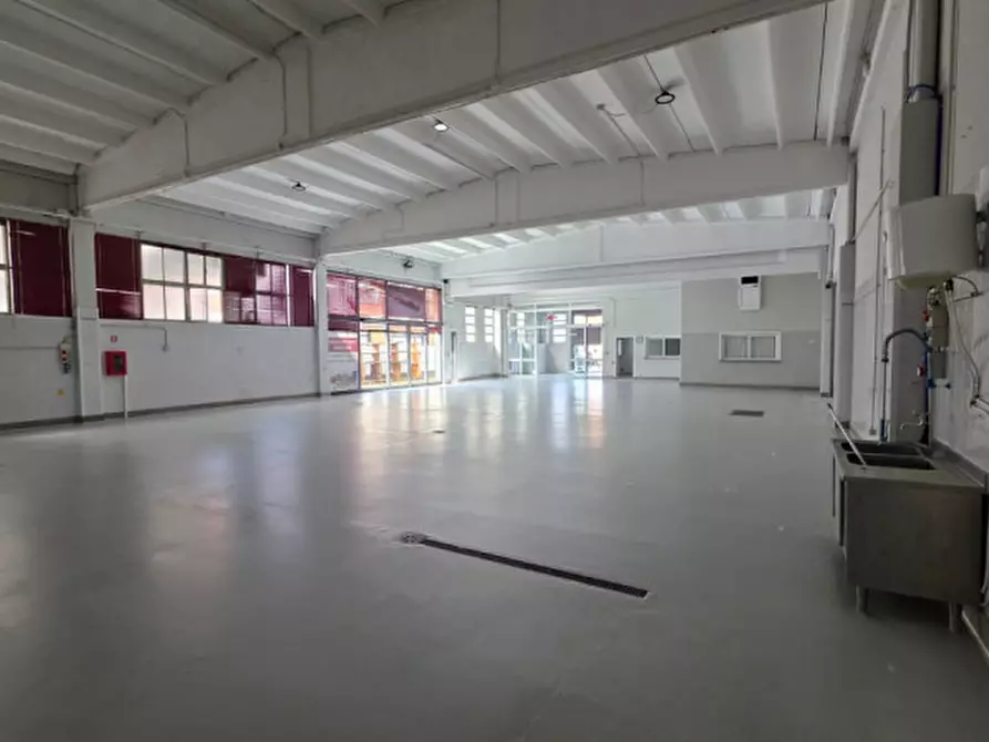Immagine 13 di Capannone industriale in affitto  in Via della Resistenza 19 a Buccinasco