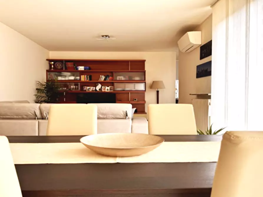 Immagine 8 di Appartamento in vendita  a Fiorenzuola D'arda