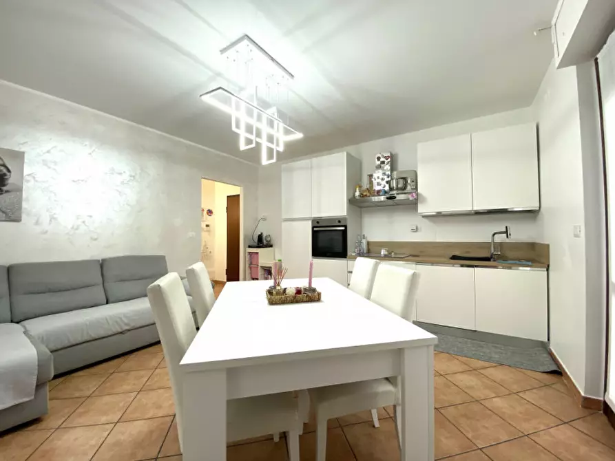 Immagine 4 di Appartamento in vendita  in Via Cesare Battisti 1 a Moncalieri