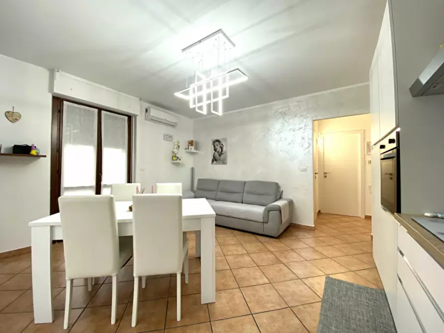 Immagine 5 di Appartamento in vendita  in Via Cesare Battisti 1 a Moncalieri