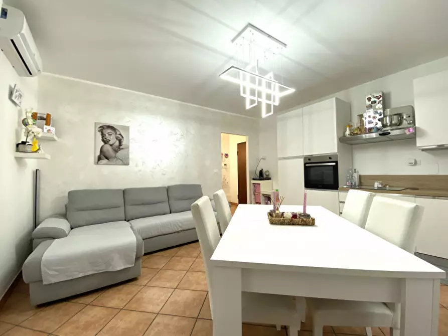 Immagine 6 di Appartamento in vendita  in Via Cesare Battisti 1 a Moncalieri