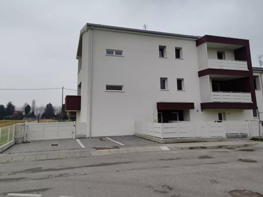 Immagine 3 di Casa quadrifamiliare in vendita  a Campodoro