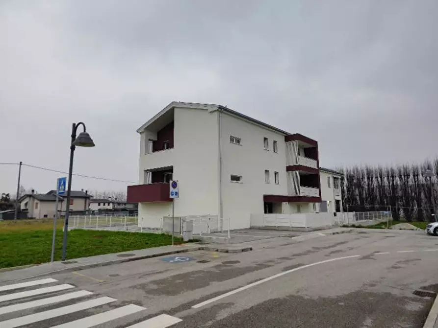 Immagine 5 di Casa quadrifamiliare in vendita  a Campodoro