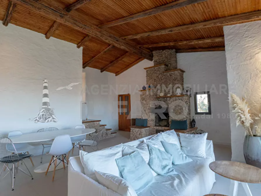 Immagine 21 di Villa in vendita  in Regione Gambino a La Maddalena