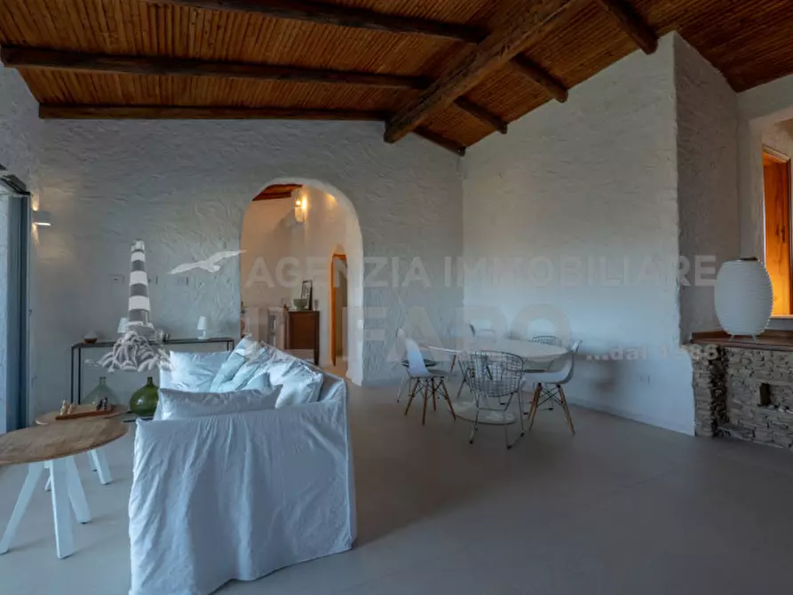 Immagine 23 di Villa in vendita  in Regione Gambino a La Maddalena