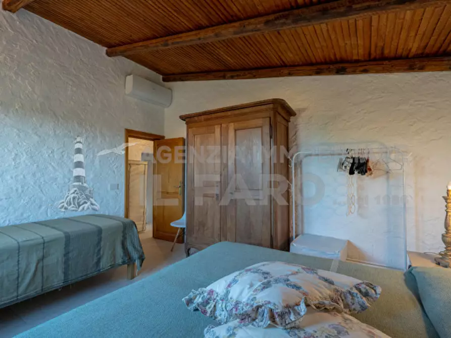 Immagine 31 di Villa in vendita  in Regione Gambino a La Maddalena
