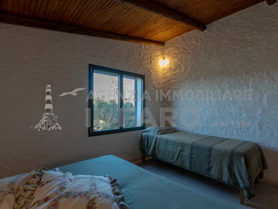 Immagine 33 di Villa in vendita  in Regione Gambino a La Maddalena