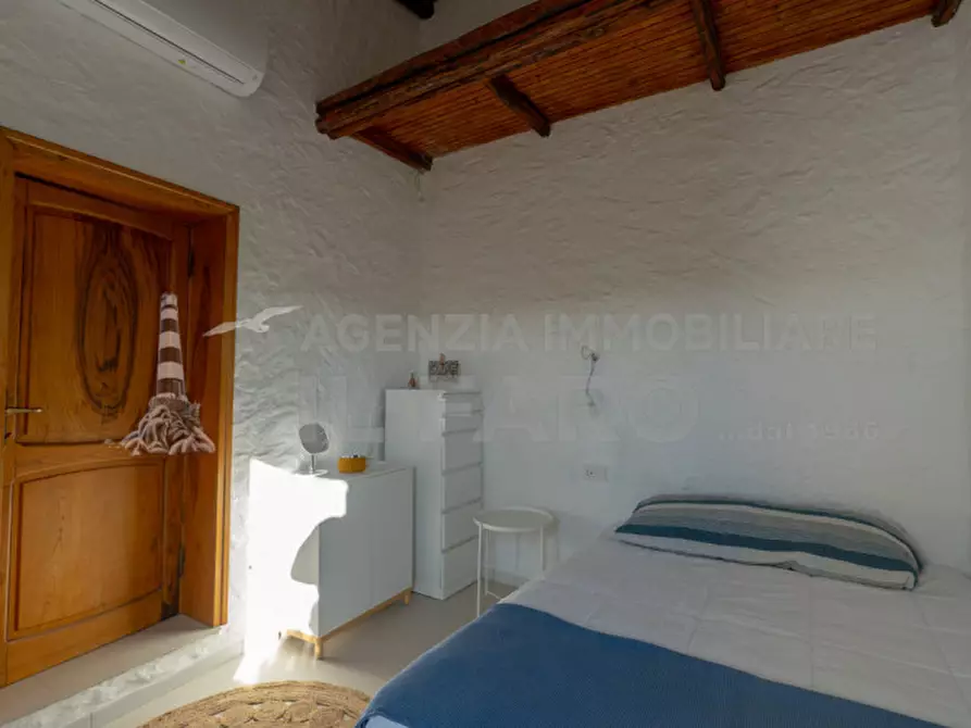 Immagine 37 di Villa in vendita  in Regione Gambino a La Maddalena