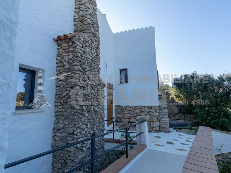 Immagine 50 di Villa in vendita  in Regione Gambino a La Maddalena