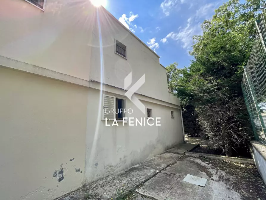 Immagine 40 di Casa indipendente in vendita  in Carpari a Locorotondo