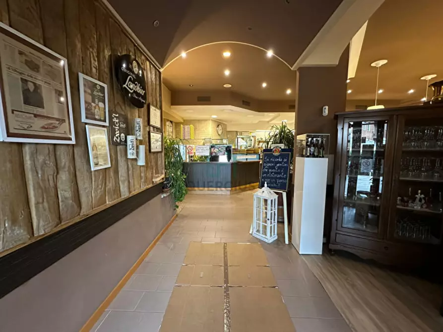 Immagine 2 di Attività commerciale in vendita  in Villaggio di Colognola ai Colli a Colognola Ai Colli