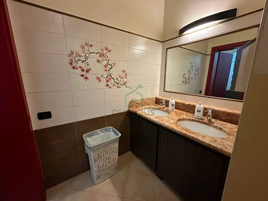 Immagine 28 di Attività commerciale in vendita  in Villaggio di Colognola ai Colli a Colognola Ai Colli