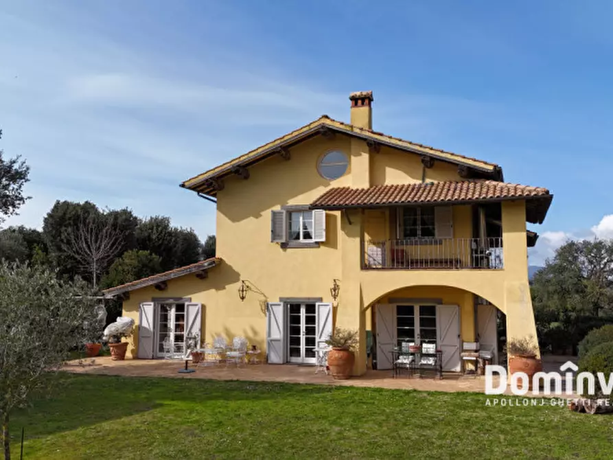 Immagine 1 di Rustico / casale in vendita  in Strada dell'Abbadia a Capalbio