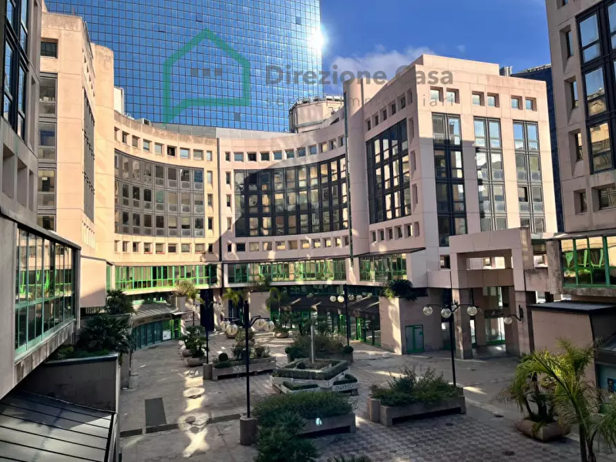 Immagine 11 di Ufficio in affitto  in CENTRO DIREZIONALE ISOLA a Napoli