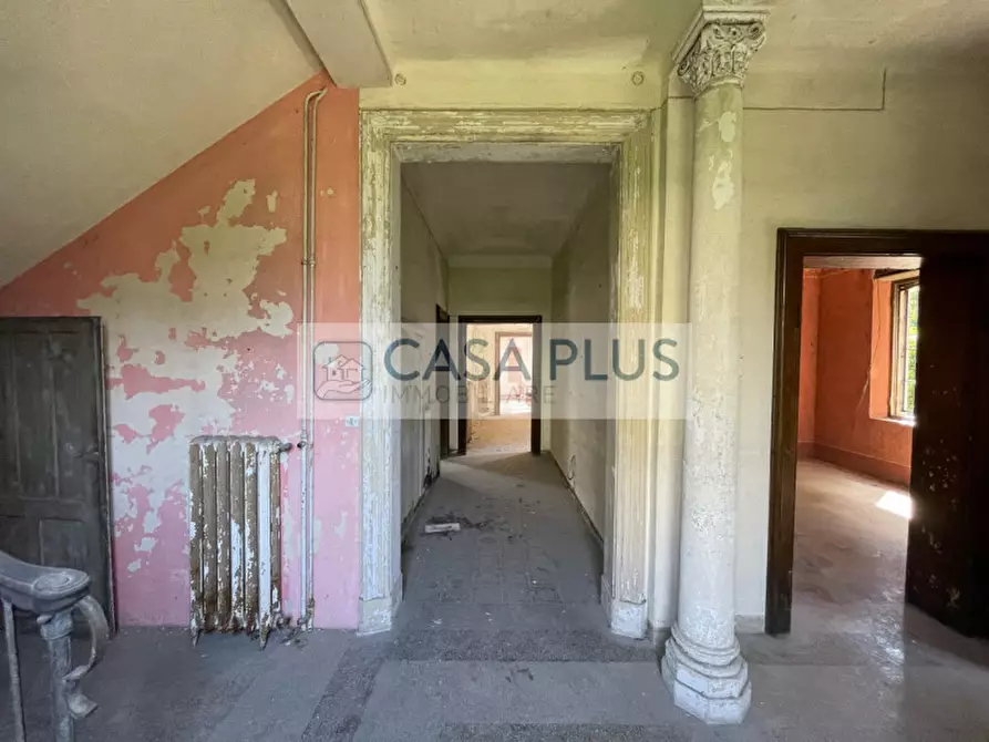 Immagine 4 di Villa in vendita  a Bassano Del Grappa