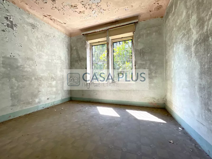 Immagine 11 di Villa in vendita  a Bassano Del Grappa