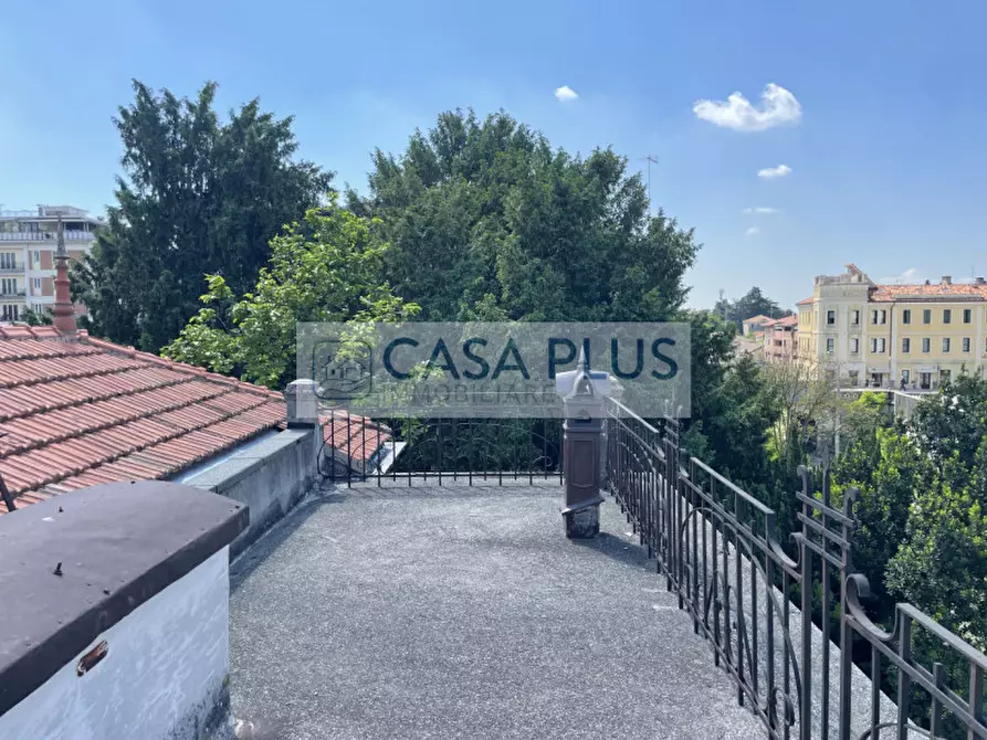 Immagine 16 di Villa in vendita  a Bassano Del Grappa