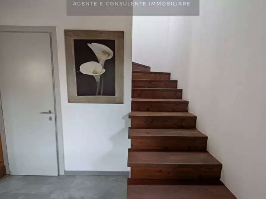 Immagine 10 di Villa in vendita  a Conegliano