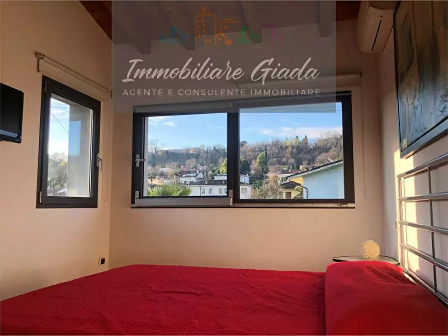 Immagine 12 di Villa in vendita  a Conegliano