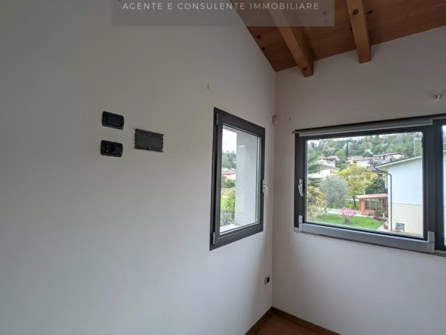 Immagine 23 di Villa in vendita  a Conegliano